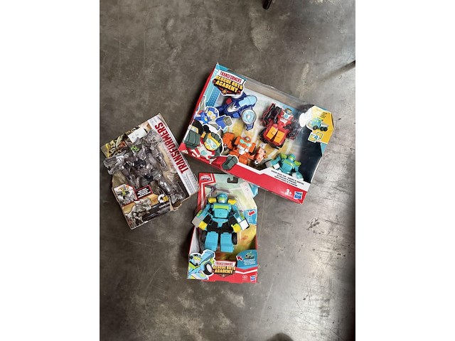 11 x transformers speelgoed - afbeelding 1 van  2
