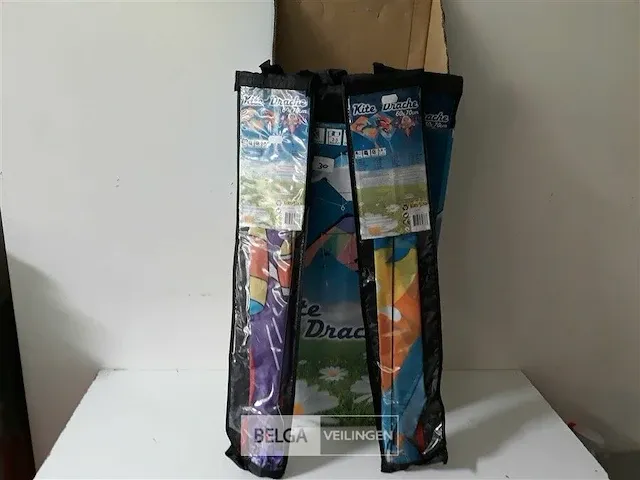 11 x windvlieger 60x70 cm met lijn van 30 m - afbeelding 1 van  2