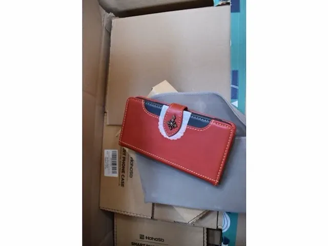 111x lederen hoes iphone 12 pro (92xrood + 19 zwart) - afbeelding 4 van  5