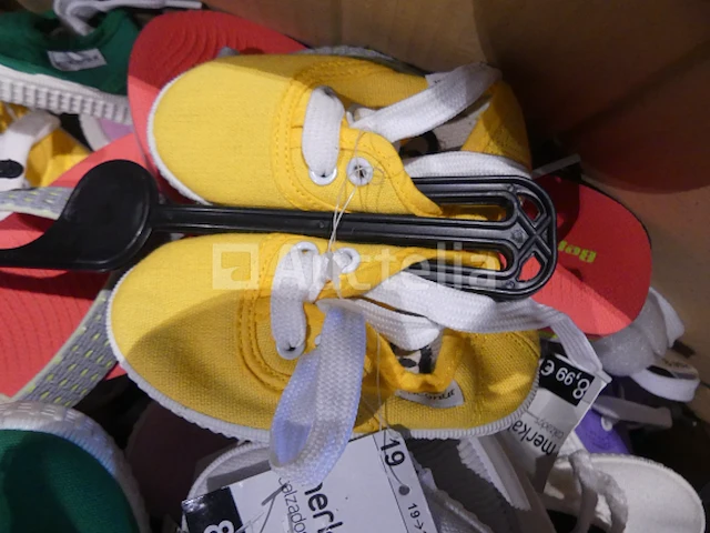 112 diversen zomerschoenen - afbeelding 2 van  8
