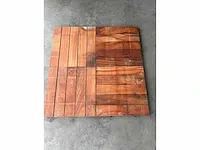 112 stuks (pallet) hardhouten terrastegels (50cmx50cm) 5 of 6 vlakke planken - afbeelding 4 van  4