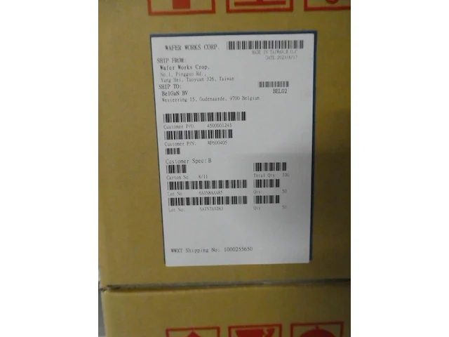 1137x wafer - 150 mm 100 low resistivity arsenic doped polished silicon wafers - afbeelding 3 van  4
