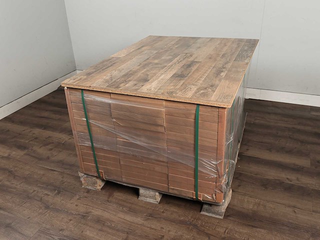 114 m2 laminaat plank - 1286 x 194 x 7 mm - afbeelding 4 van  4