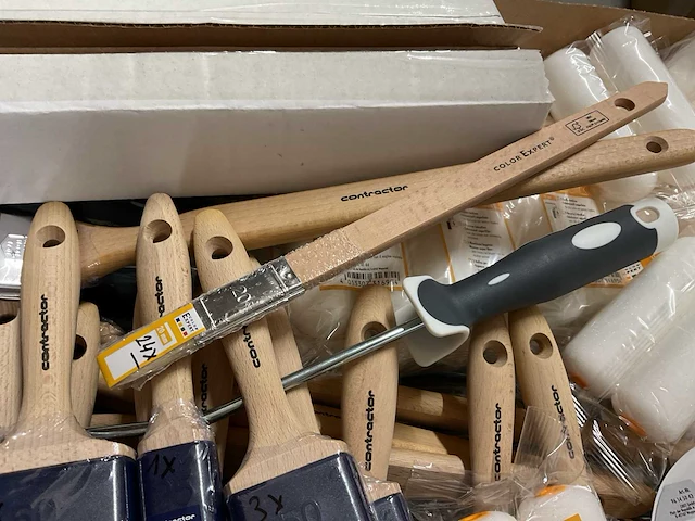 114 x schildersgereedschap - afbeelding 7 van  11