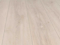 115 m2 laminaat plank - 1288 x 195 x 8 mm - afbeelding 1 van  4