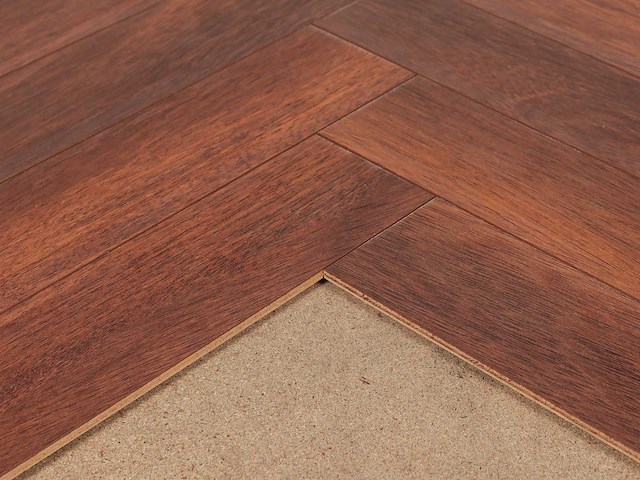 116 m2 laminaat visgraat - 504 x 84 x 8 mm - afbeelding 2 van  4