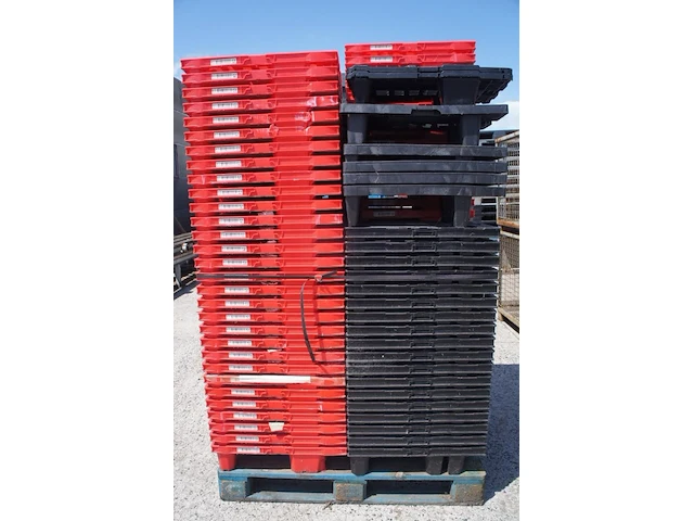 116x 40x60 plastic palletten - afbeelding 2 van  3