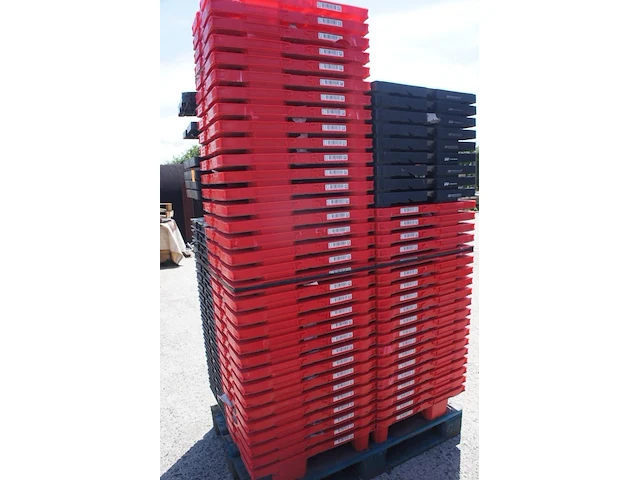 116x 40x60 plastic palletten - afbeelding 3 van  3
