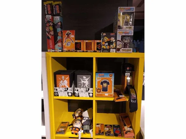117 stuks diversen merk: naruto, funko, etc - afbeelding 1 van  3