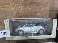 1:18 beetle - afbeelding 1 van  3