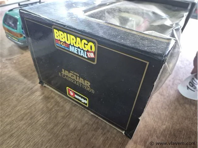 1:18 jaguar - afbeelding 3 van  3