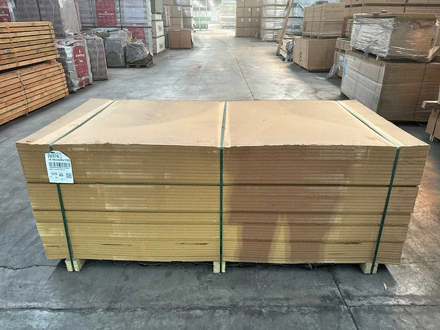 119,1 m² mdf 1,22 m breed 2,44 lang 1,8 cm dik - afbeelding 4 van  4