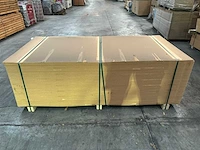 119,1 m² mdf 1,22 m breed 2,44 lang 1,8 cm dik - afbeelding 3 van  4