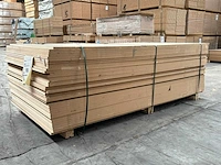 119,1 m² mdf 1,22 m breed 2,44 m lang 1,8 cm dik - afbeelding 1 van  4