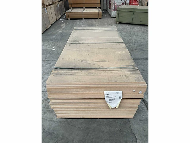 119,1 m² mdf 1,22 m breed 2,44 m lang 1,8 cm dik - afbeelding 4 van  4