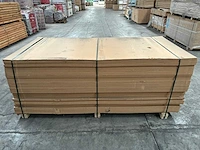 119,1 m² mdf 1,22 m breed 2,44 m lang 1,8 cm dik - afbeelding 2 van  4