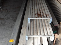 11x diverse alu loopbruggen - afbeelding 1 van  6