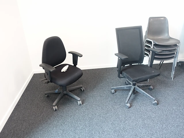 11x diverse bureaustoelen - afbeelding 4 van  10