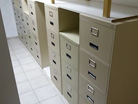 11x diverse metalen dossierkasten - afbeelding 1 van  4