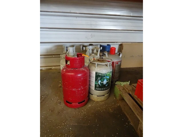 11x gasfles - afbeelding 1 van  3
