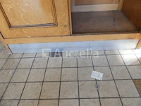 12 2-deurs eikenhouten opbergkasten - afbeelding 1 van  7