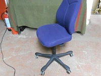 12 bureaustoelen fab kinarps