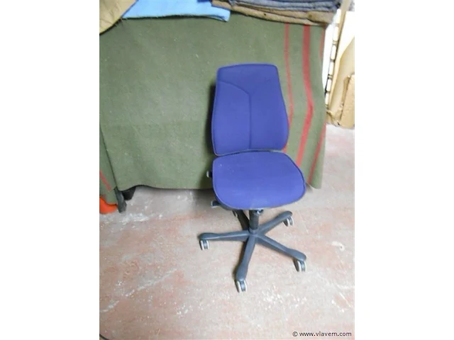12 bureaustoelen fab kinarps - afbeelding 2 van  2