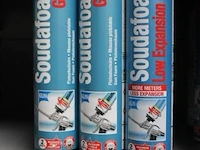 12 bussen zgn soudafoam soudal - afbeelding 1 van  1