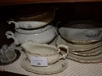 12-delig porseleinen servies compleet , borden, tassen, schalen, kommen, koffiepot, glazen schalen, inox schotels, enz - afbeelding 7 van  12
