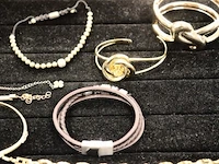 12 diverse armbanden - afbeelding 4 van  4