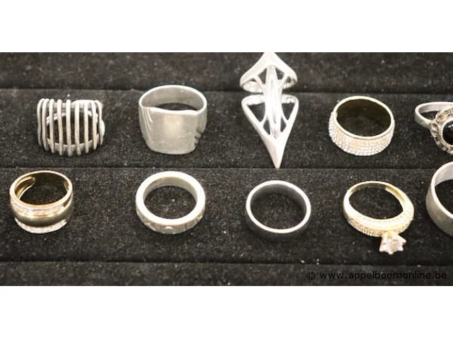 12 diverse ringen - afbeelding 2 van  4