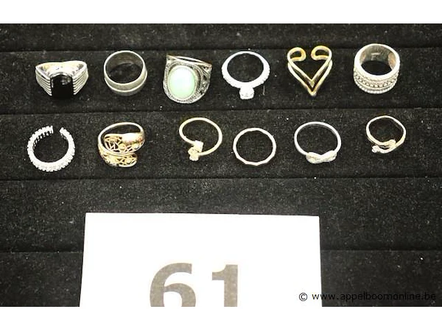 12 diverse ringen - afbeelding 1 van  4