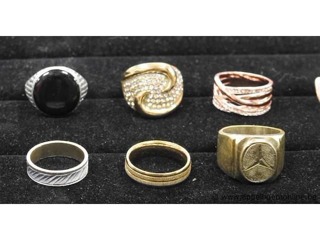 12 diverse ringen - afbeelding 2 van  3