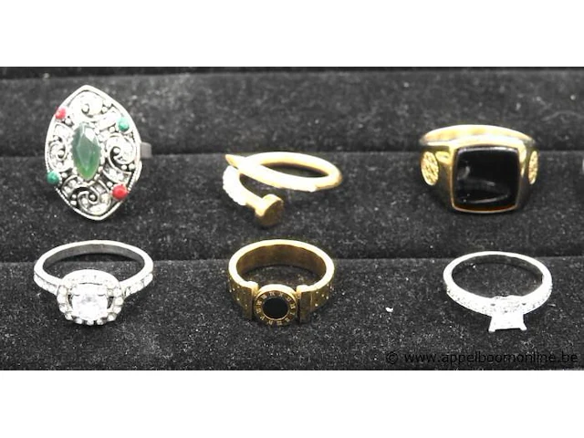 12 diverse ringen - afbeelding 2 van  4