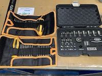 12 dozen gereedschapsmateriaal - afbeelding 2 van  4
