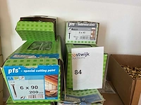 12 dozen hardhoutschroeven; bouten; spanstift - afbeelding 3 van  10