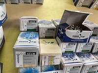 12 dozen spaanplaatschroeven; montageschroeven - afbeelding 6 van  8