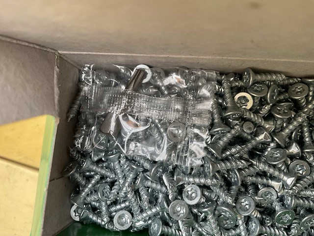 12 dozen spaanplaatschroeven - afbeelding 6 van  6
