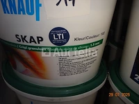 12 emmers van 25 kg korrelig gips met siliconenharsachtige basis 1,5 mm colora 102 - afbeelding 2 van  2