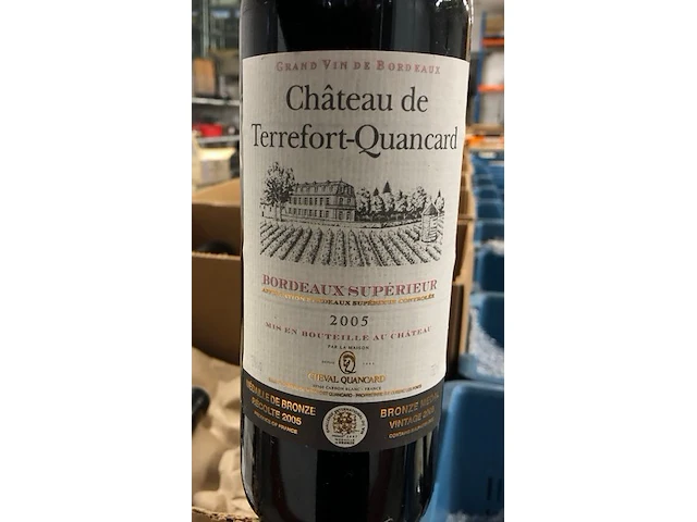 12 flessen chäteau de terrefort-quancard 2005 - afbeelding 1 van  2