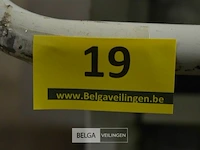 ±12 handdoeken div kleuren - afbeelding 4 van  4