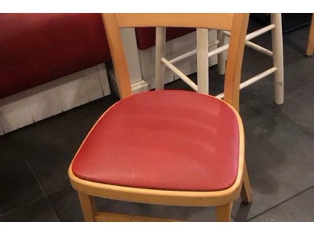 12 houten stoelen - afbeelding 2 van  5