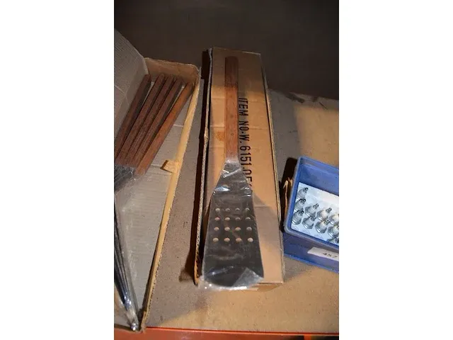 12 inox spatels houten steel - afbeelding 4 van  5