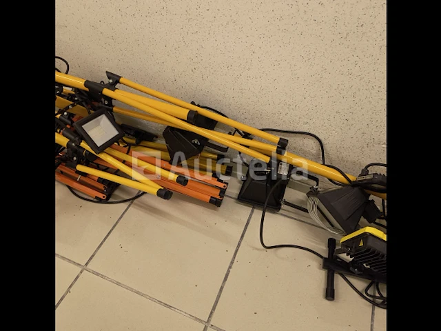 12 led spotjes met vloerlampen - afbeelding 6 van  6