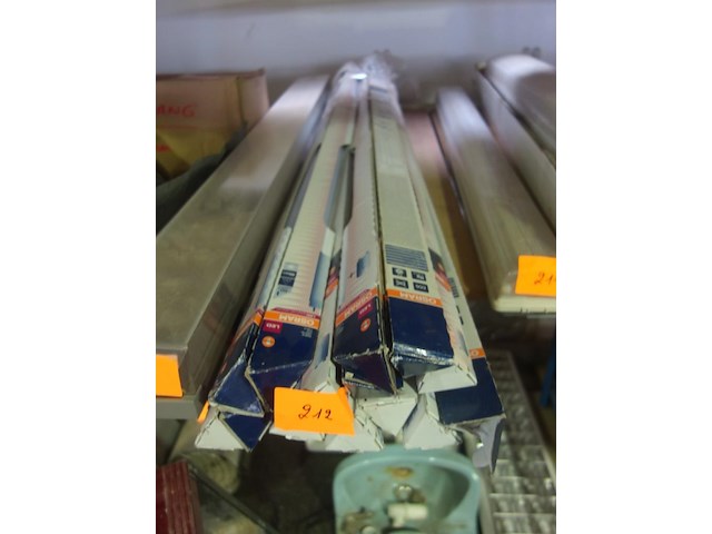 12 ledlampen osram 1650 lm - l 1,50m - afbeelding 1 van  3