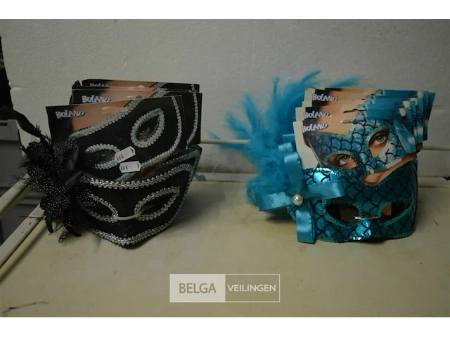 ±12 maskers blauw en zwart - afbeelding 1 van  3