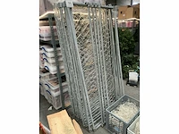 12 metalen frames vv lichtnetten - afbeelding 4 van  5