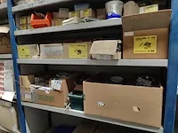 12 metalen magazijnrekken - afbeelding 2 van  23