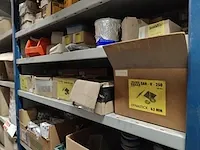 12 metalen magazijnrekken - afbeelding 3 van  23