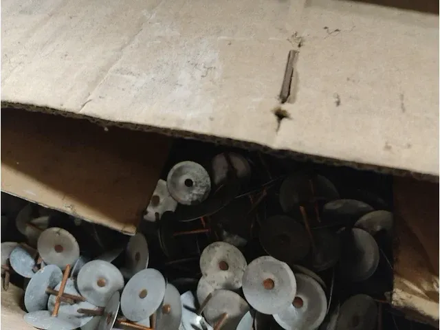 12 metalen magazijnrekken - afbeelding 7 van  23